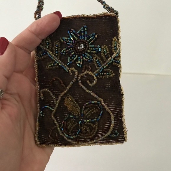 Beaded Crossbody Bag - Picture 3 of 6